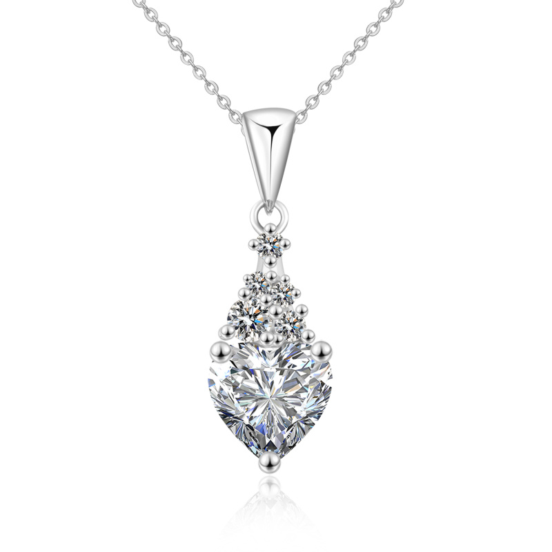 Olivie Stříbrný náhrdelník 1ct MOISSANITE SRDCE 9827
