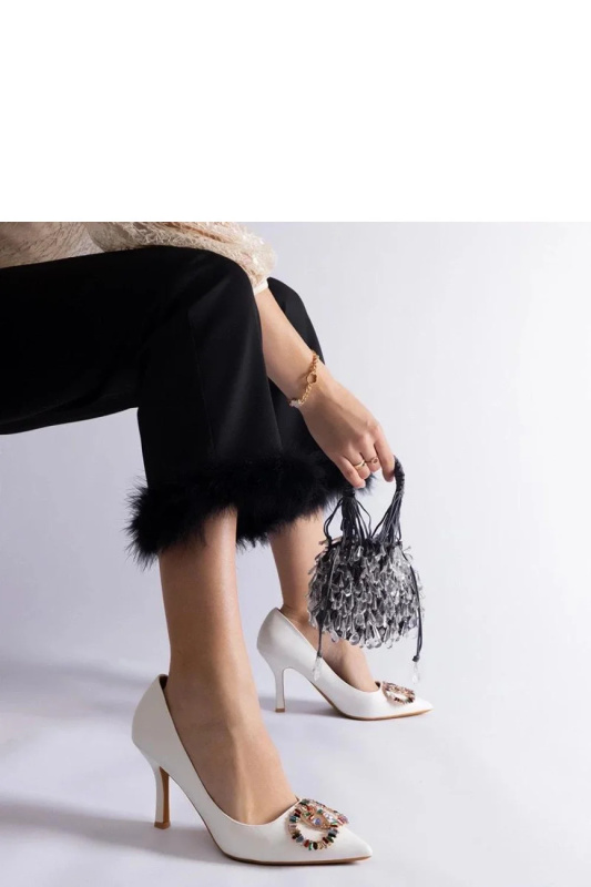 Lodičky na jehlovém podpatku  model 211915 PRIMO 39