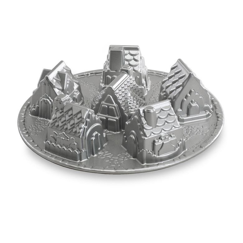 Nordic Ware Pečicí forma Vesnička, 1,4 l, stříbřitě šedá 81948