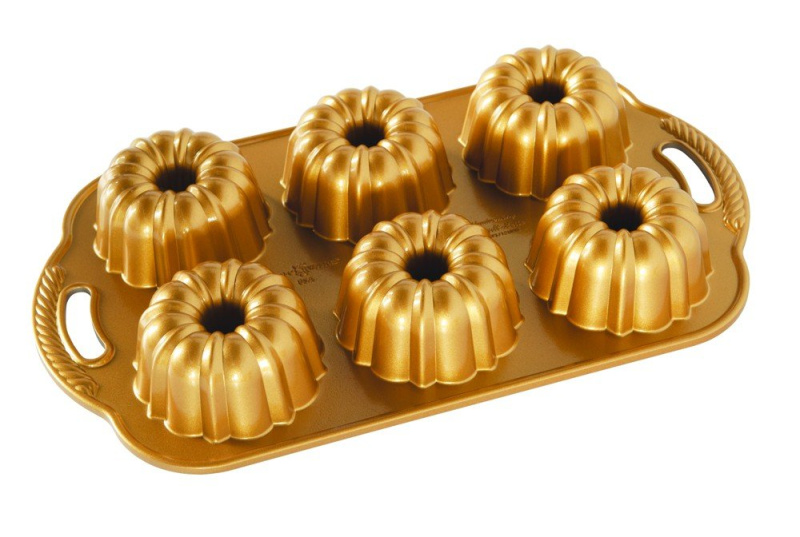 Nordic Ware Forma na 6 minibábovek Anniversary, zlatá, 1l 86277
