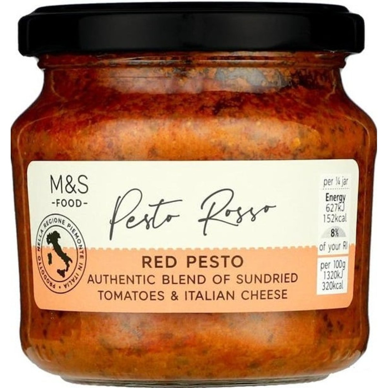 Marks and Spencer Rajčatové pesto s extra panenským olivovým olejem, sušenými rajčaty a italským sýrem