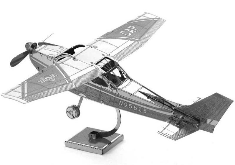 Metal Earth 3D puzzle Cessna 172 Skyhawk 19 ks