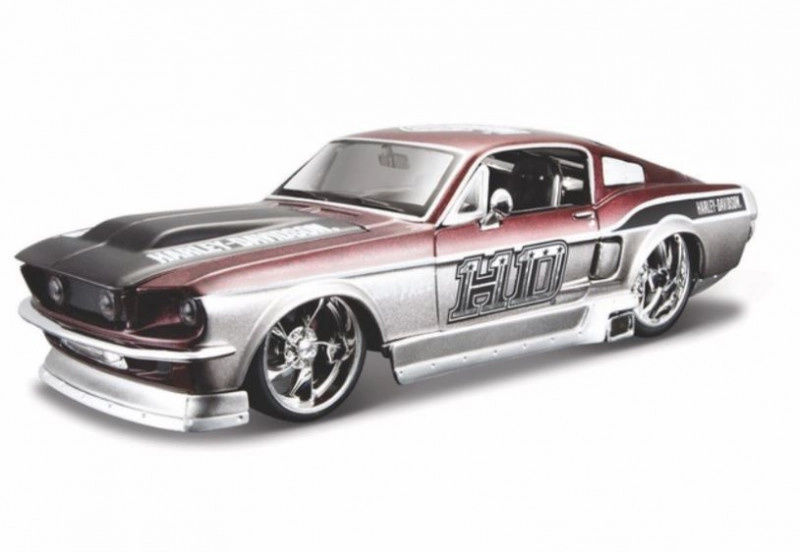 Harley Davidson Maisto Ford Mustang GT Custom 1967 1:24