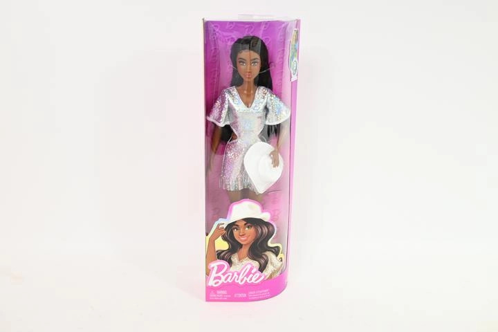 Barbie Fashionistas panenka kovbojka v třpytivých šatech