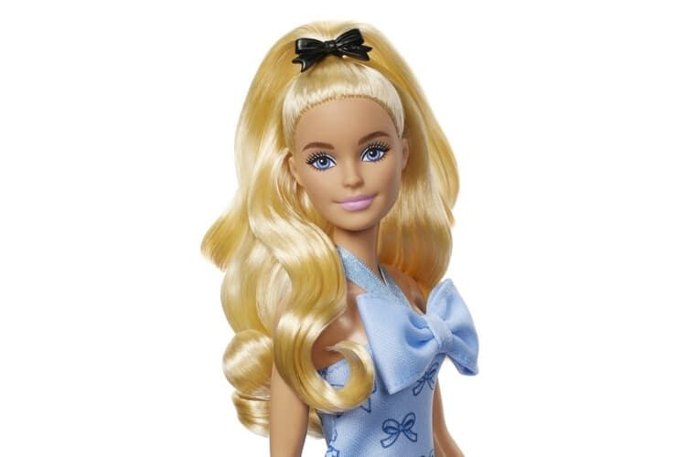 Panenka Barbie Modelka s Modrou Mašlí