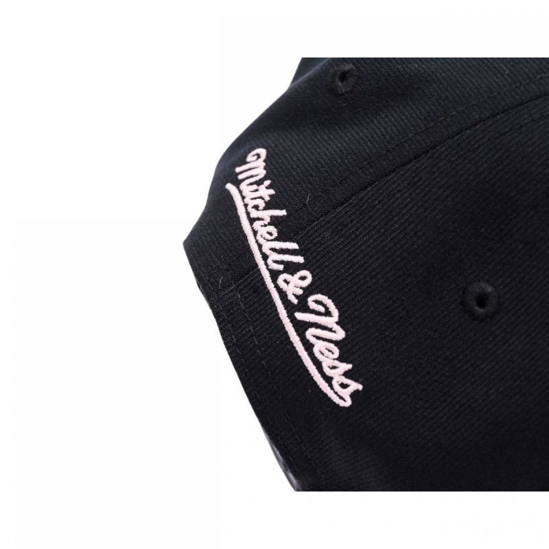 Kšiltovka Mitchell & Ness Snapback NBA Inter Miami 6HSSDHS8445-IMCBLCK OSFM