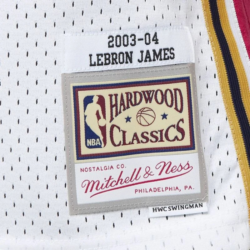 Mitchell & Ness NBA Swingman Jersey Cavaliers 03 Lebron James M SMJYCP19209-CCAWHIT03LJA pánské s