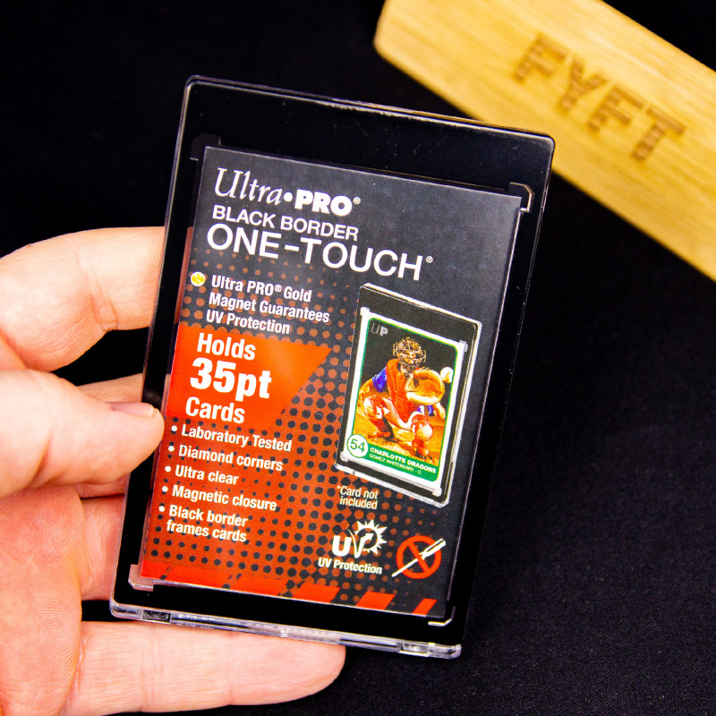 Ultra Pro UV One-Touch Magnetic Holder 35pt Black (Ultra Pro)