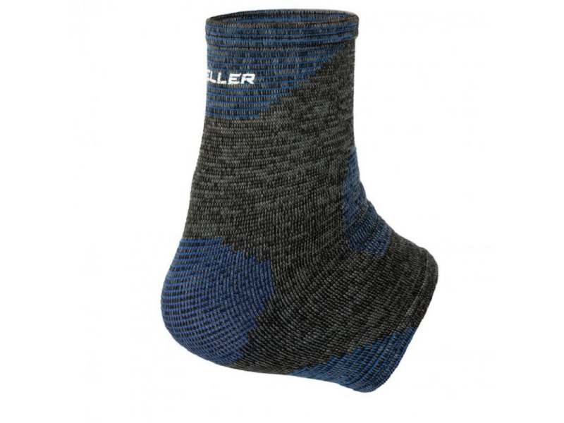 MUELLER 4-Way Stretch Premium Knit Ankle Support bandáž na kotník velikost S/M