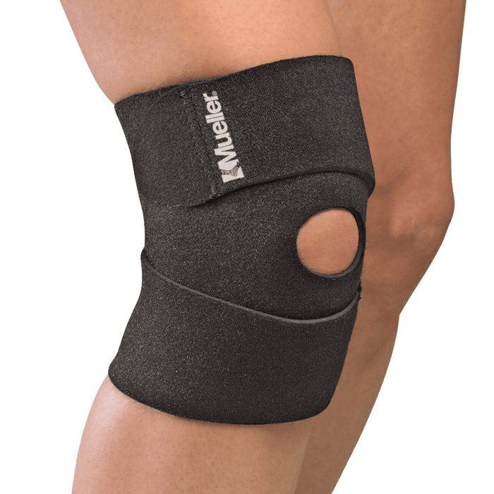 MUELLER Compact Knee Support Bandáž na koleno 1 kus