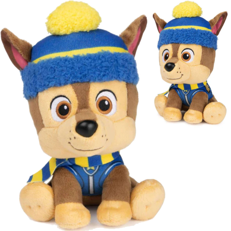 Plyšový pes CHASE z PAW PATROL v zimní čepici a šále 18 cm
