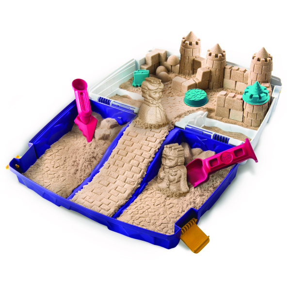Kinetic Sand cestovní kufřík s formičkami
