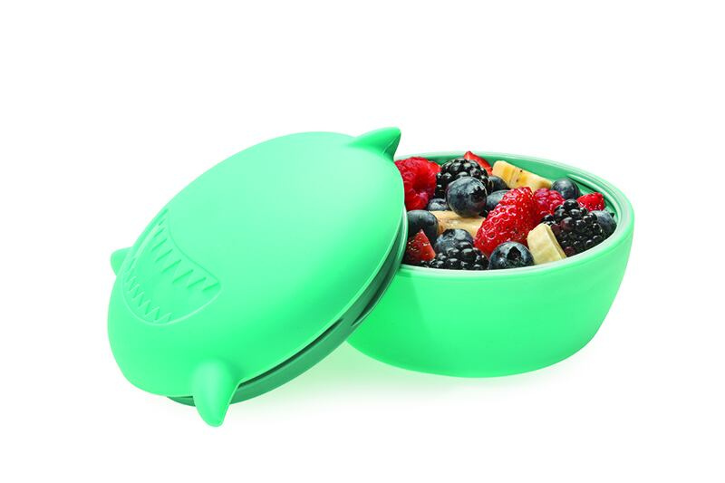 Melii Silikonová krabička na svačinu s víčkem Žralok - 350 ml