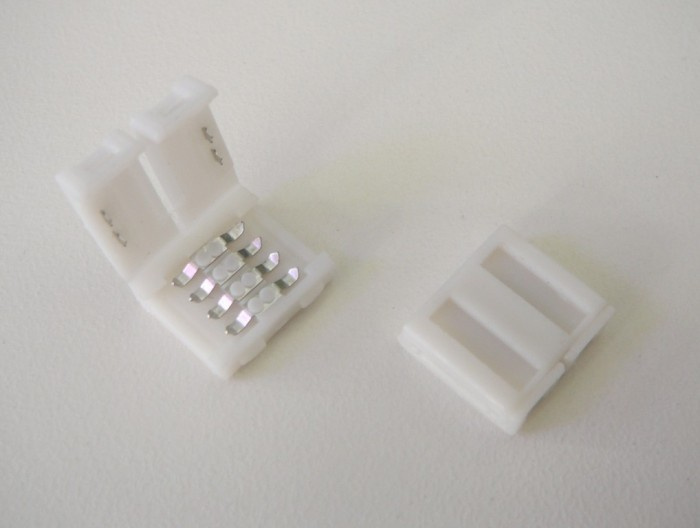 T-LED RGBW click spojka L