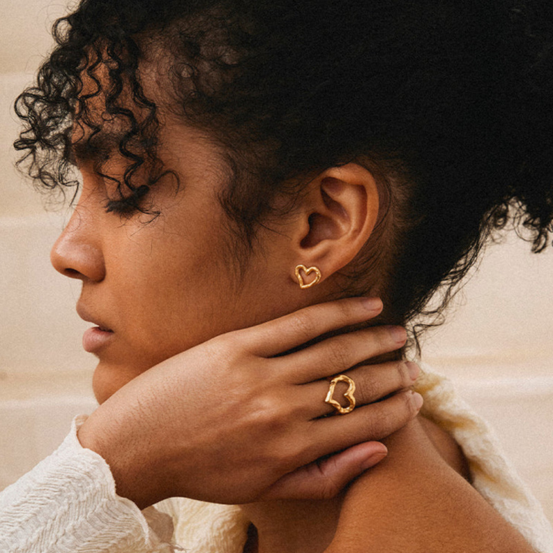 AGAPÉE Náušnice Liora