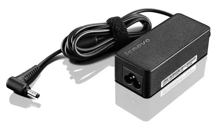 Lenovo 45W Round Tip AC Adapter(CE) Černá