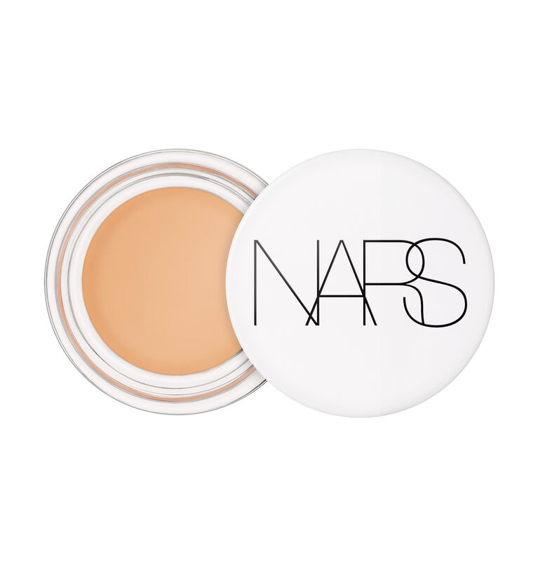 NARS Light Reflecting EYE BRIGHTENER rozjasňující korektor na oční okolí odstín GOLDENEYE 6 g