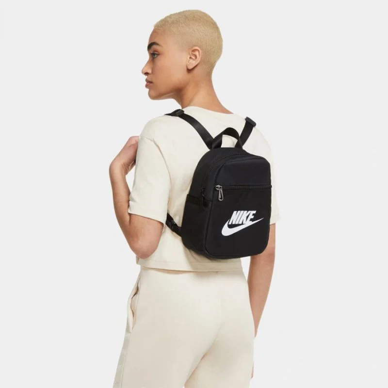 Dámský sportovní batoh Futura 365 mini CW9301 - Nike sportovní styl