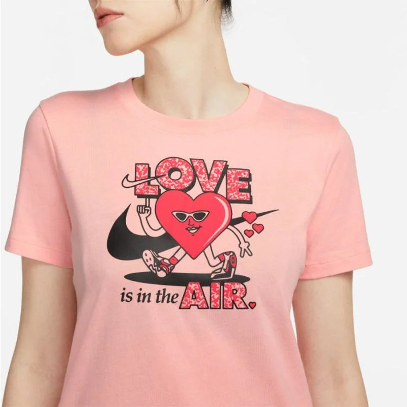 Dámské tričko Nike Sportswear W DN5878 697 m