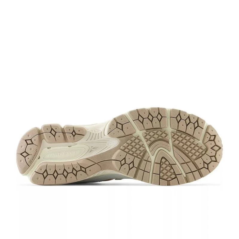 Boty New Balance U M2002RVF 41,5