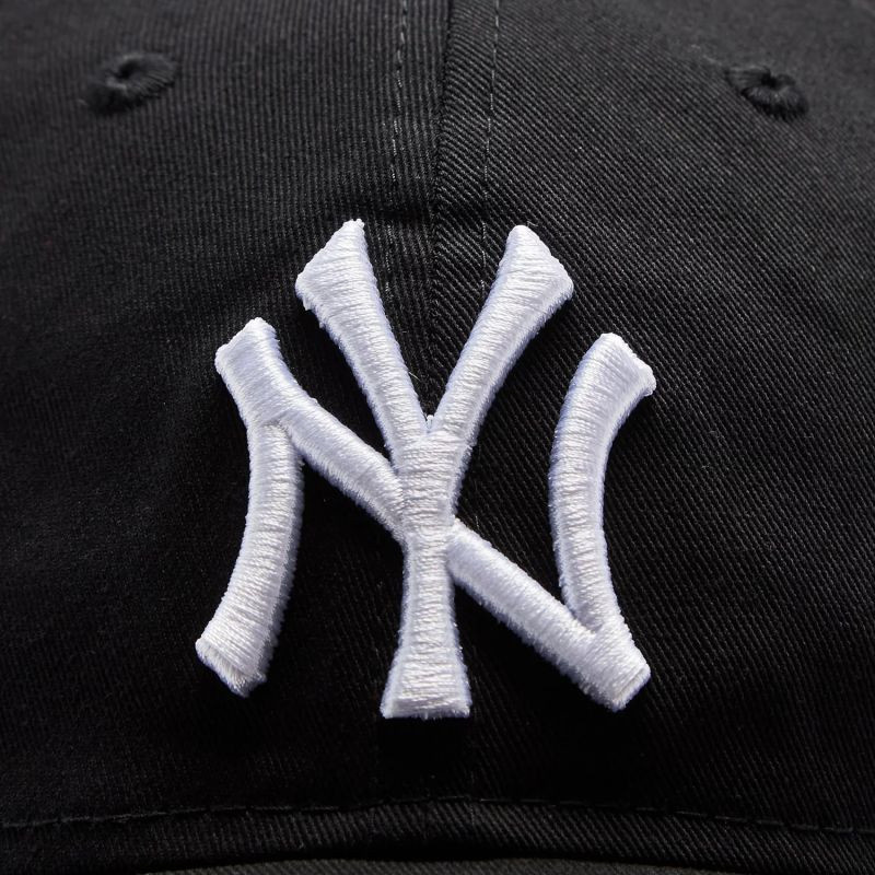 Kšiltovka New Era 9TWENTY League Essentials New York Yankees 60348852 OSFM