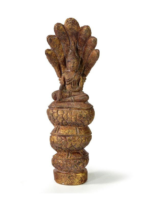 Sanu Babu Narozeninový Buddha, sobota, teak, hnědá patina, 26cm