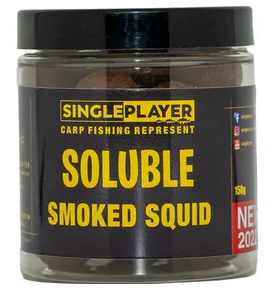 Singleplayer rozpustné boilies soluble smoked squid 20 mm - 150 g