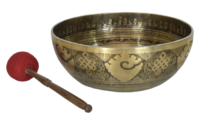 Sanu Babu Tibetská mísa, "Gulpa", gravírovaná s designem, průměr 39cm