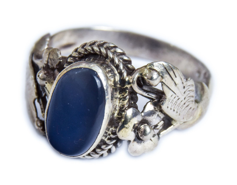 Sanu Babu Stříbrný prsten vykládaný měsíčním kamenem, AG 925/1000, 4g, Nepál (BE) 51 , Stříbrná