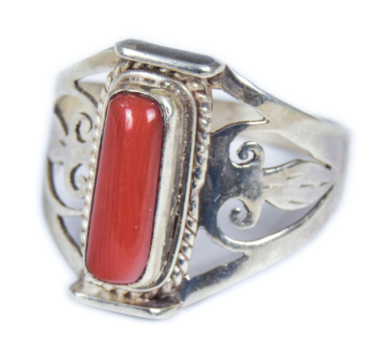 Sanu Babu Stříbrný prsten vykládaný korálem, AG 925/1000, 3g, Nepál (AA) 57 , Stříbrná