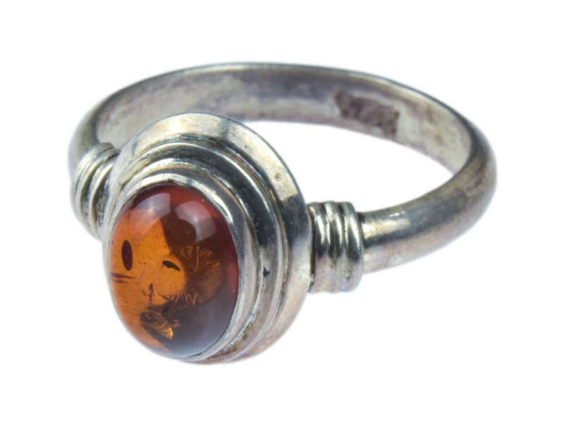 Sanu Babu Stříbrný prsten vykládaný jantarem, AG 925/1000, 3g, Nepál (AA) 52 , Stříbrná