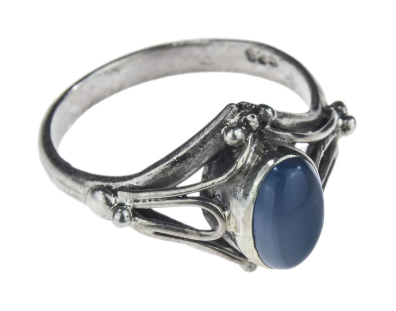 Sanu Babu Stříbrný prsten vykládaný měsíčním kamenem, AG 925/1000, 4g, Nepál (AA) 60 , Stříbrná