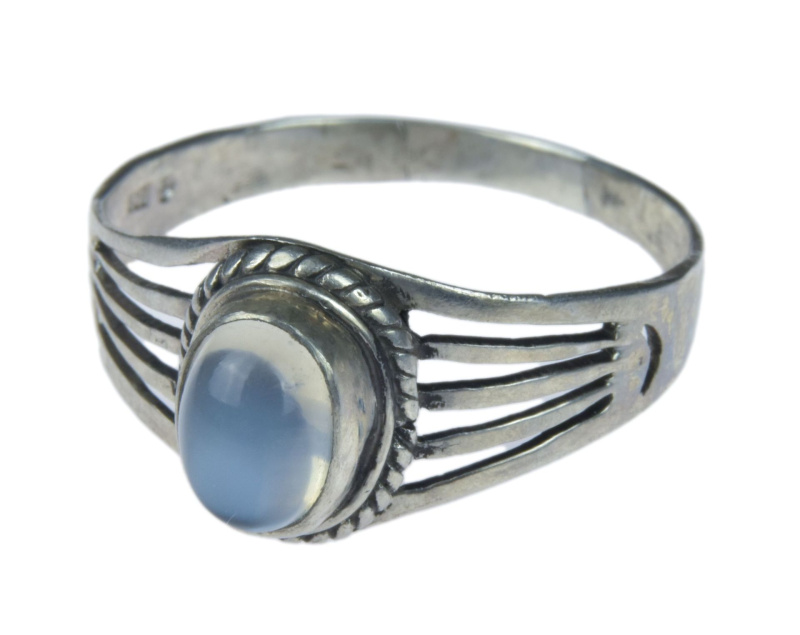Sanu Babu Stříbrný prsten vykládaný měsíčním kamenem, AG 925/1000, 4g, Nepál (5K) 67 , Stříbrná