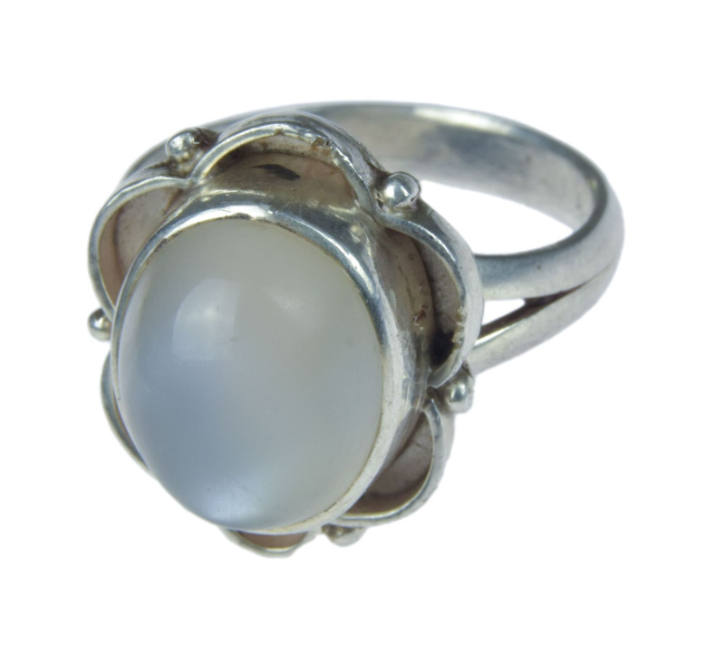 Sanu Babu Stříbrný prsten vykládaný měsíčním kamenem, AG 925/1000, 6g, Nepál (5B) 54 , Stříbrná