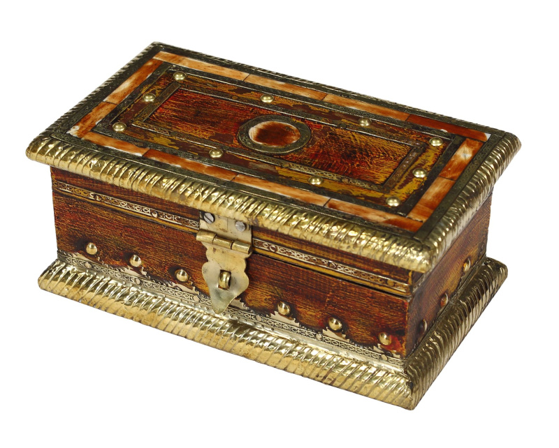 Sanu Babu Dřevěná truhlička vykládaná kostí, mosazné kování, 18x10x8cm