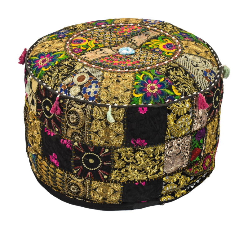 Sanu Babu Taburet z Rajasthanu s bohatou Ari výšivkou, průměr 55cm výška 39cm patchwork (CX)