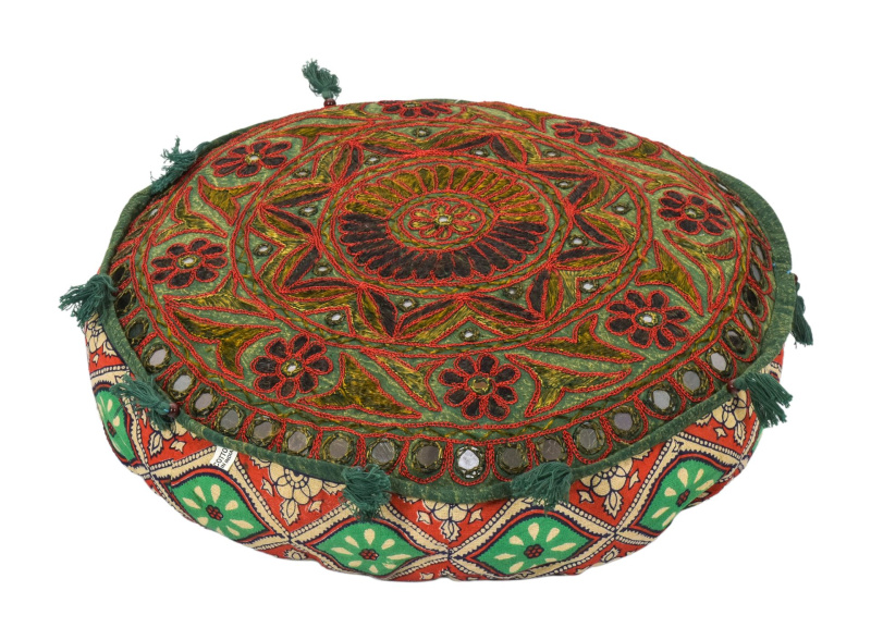 Sanu Babu Meditační polštář, ručně vyšívaný Gujarat Design, kulatý, 40x12cm (BC)