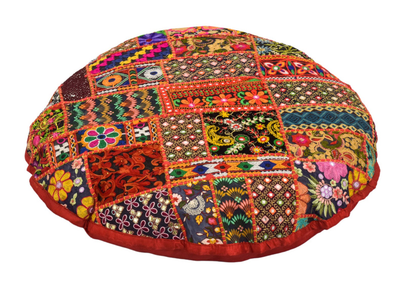 Sanu Babu Kulatý meditační polštář z Rajastanu, patchwork, bohatě zdobený, 60x20cm (AB)