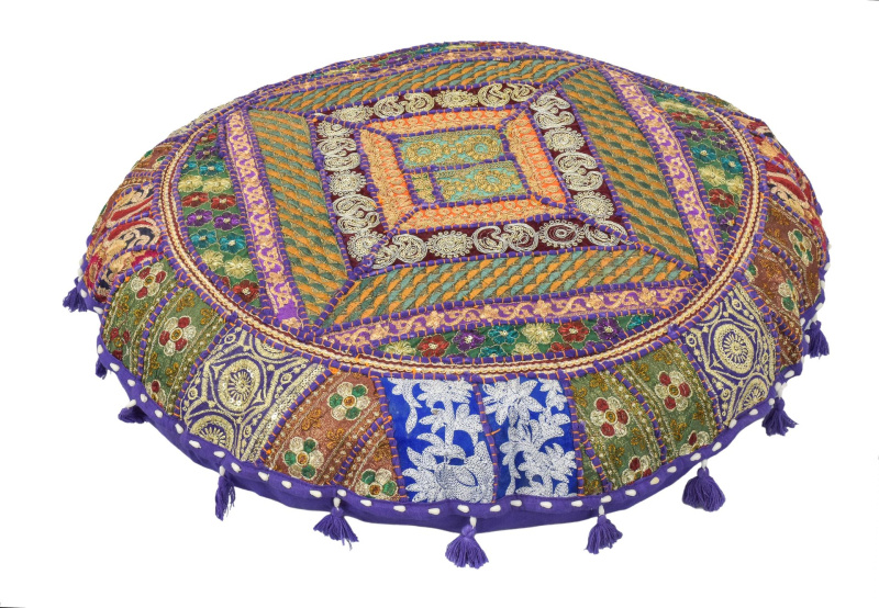 Sanu Babu Kulatý meditační polštář z Rajastanu, patchwork, bohatě zdobený, 60x20cm (AH)