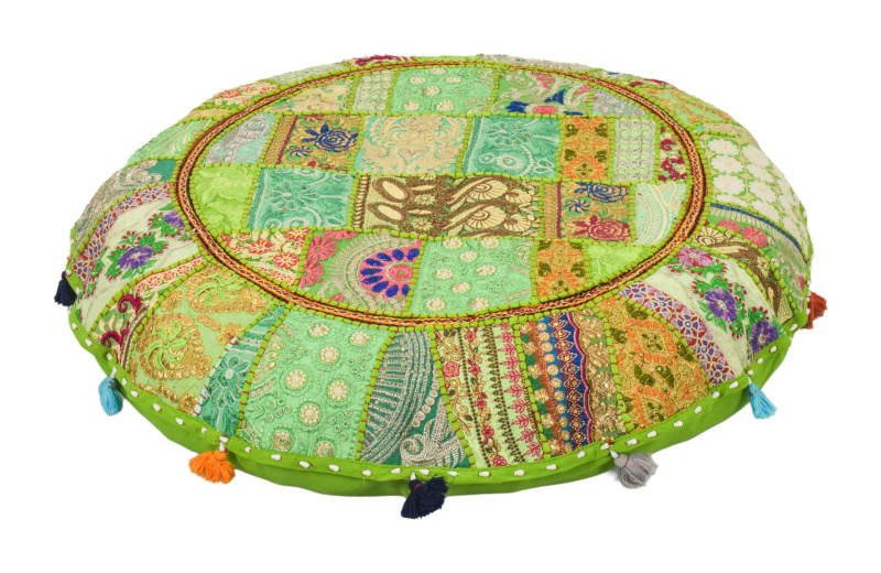 Sanu Babu Kulatý meditační polštář z Rajastanu, patchwork, bohatě zdobený, 60x20cm (AK)