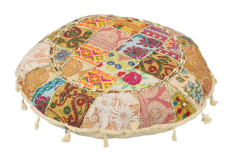 Sanu Babu Kulatý meditační polštář z Rajastanu, patchwork, bohatě zdobený, 60x20cm (AN)