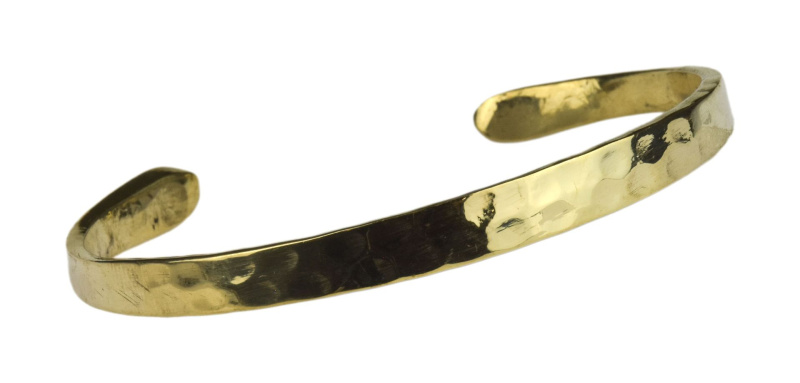 Sanu Babu Náramek promačkávaný 6mm široký, otevřený obvod 17cm, mosazný
