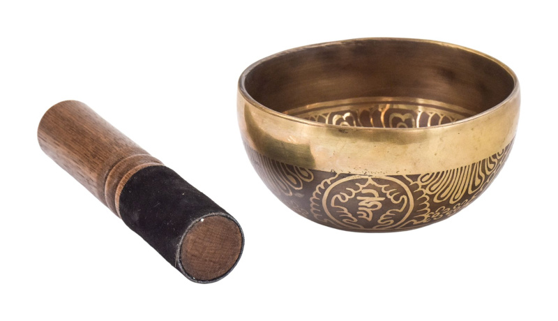 Sanu Babu Tibetská mísa, "Gulpa", D#, gravírovaná s designem, průměr 10cm