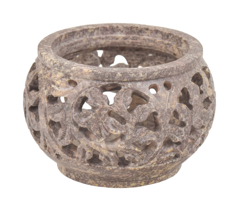 Sanu Babu Kamenný, ručně vyřezávaný svícen, průměr 8cm, výška 5cm (4A)
