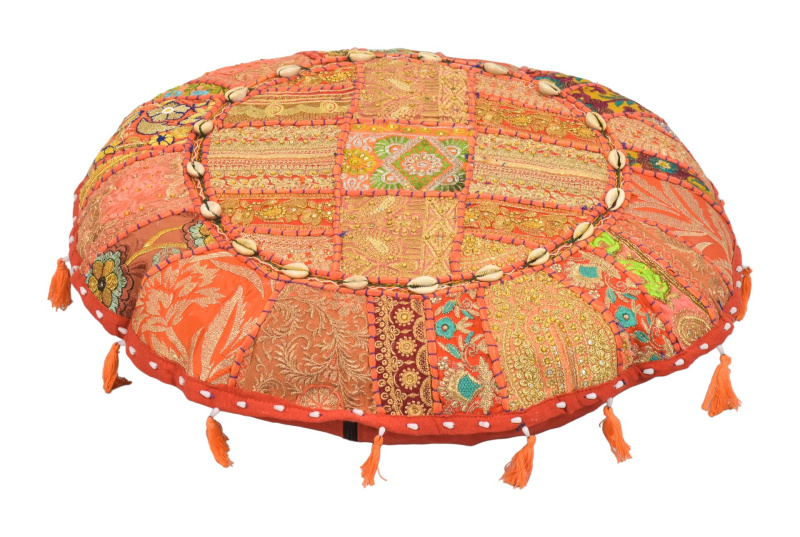 Sanu Babu Meditační polštář z Rádžasthánu, zdobený mušličkami, kulatý, 55x10cm (BD)