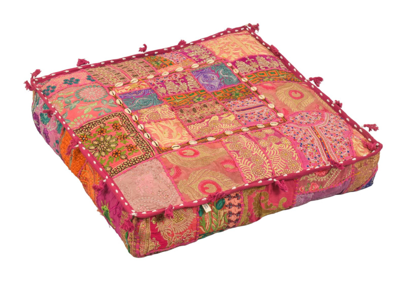 Sanu Babu Meditační polštář ručně vyšívaný patchwork, s mušličkami, čtverec, 60x60x10cm (YN)