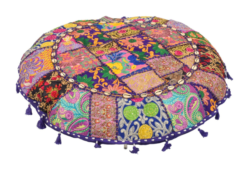 Sanu Babu Meditační polštář, ručně vyšívaný Kutch Design, s mušličkami, kulatý, 70x15cm (DK)