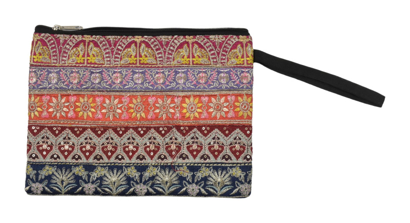 Sanu Babu Kosmetická taštička, patchwork, bohatě zdobená výšivkou, zip a poutko 25x19cm (2K)