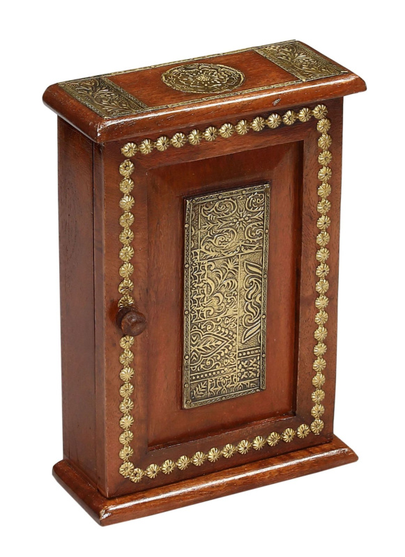 Sanu Babu Skříňka na klíče zdobená mosazným kováním z mangového dřeva, 20x9x28cm (0N)