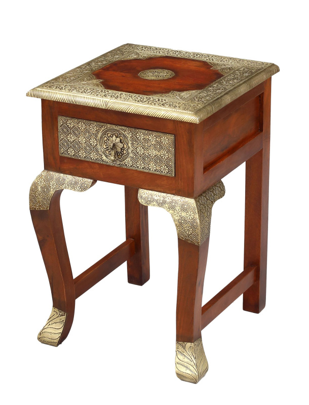 Sanu Babu Květinový stolek, zdobený mosazným kováním, 41x41x61cm